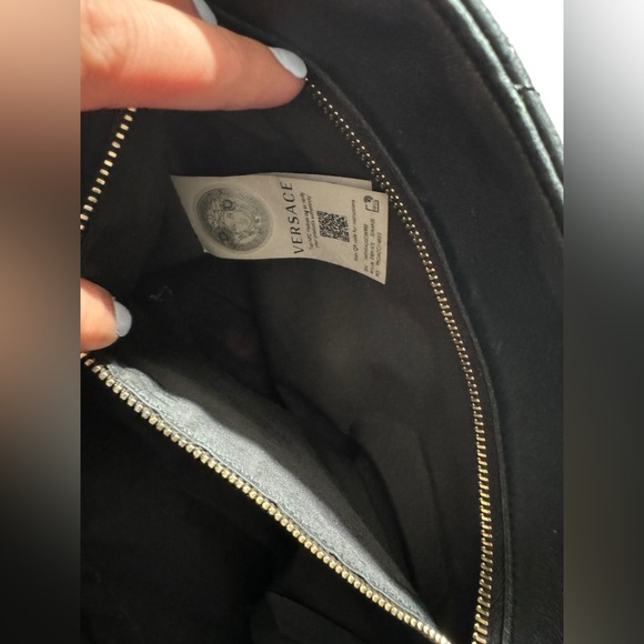 Versace Black Shoulder Medusa Bag - Picture 10 of 11